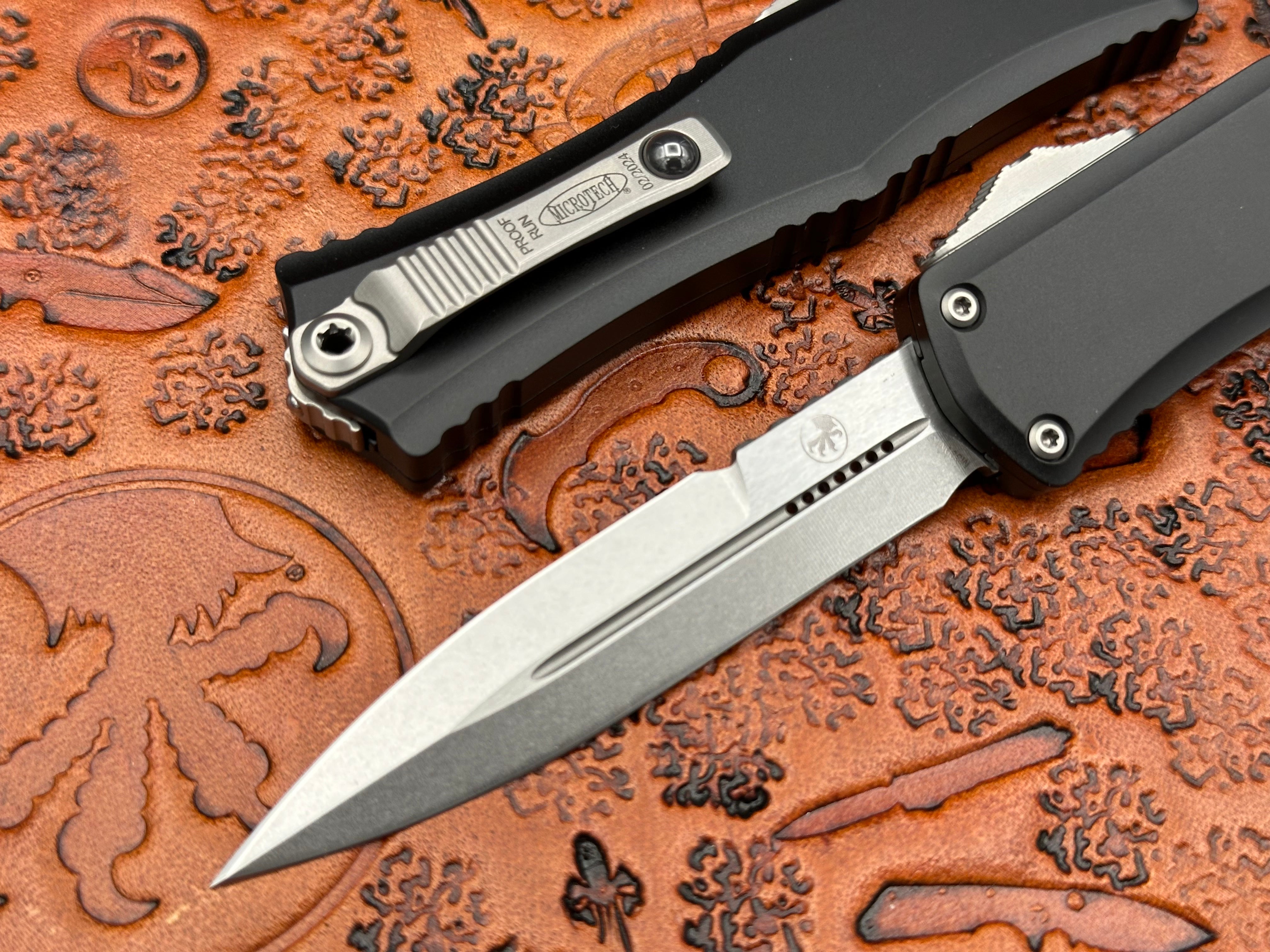 Microtech Mini Hera Stonewash Bayonet Proof Run 1701M-10PR - Tristar Edge