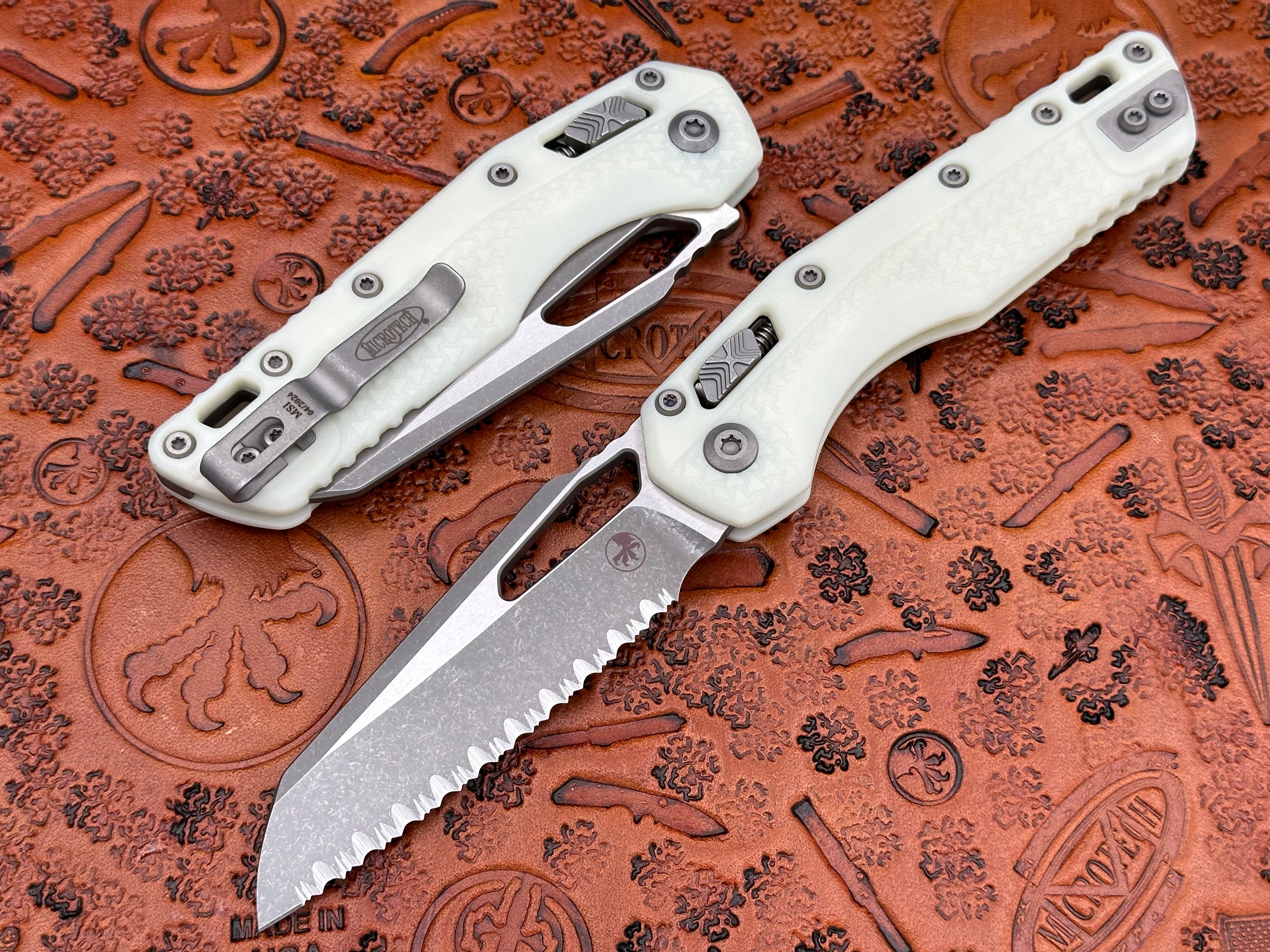 Microtech MSI Single Edge Tri-Grip Polymer White Apocalyptic Full Serrated 210T-12 APPMWH - Tristar Edge