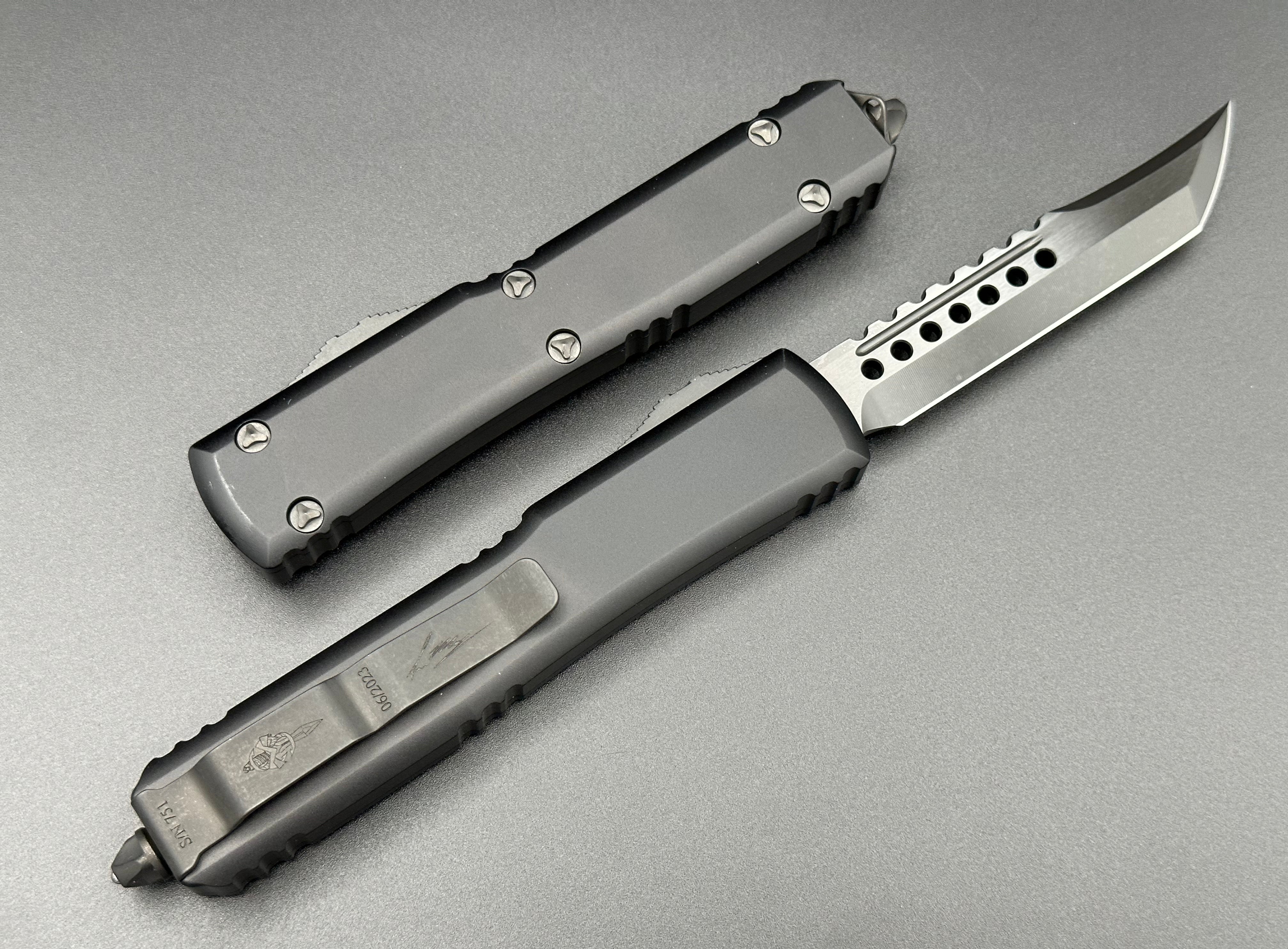 Microtech Knives Ultratech Hellhound Shadow DLC Standard DLC Hardware 119-1 DLCTSH - Tristar Edge