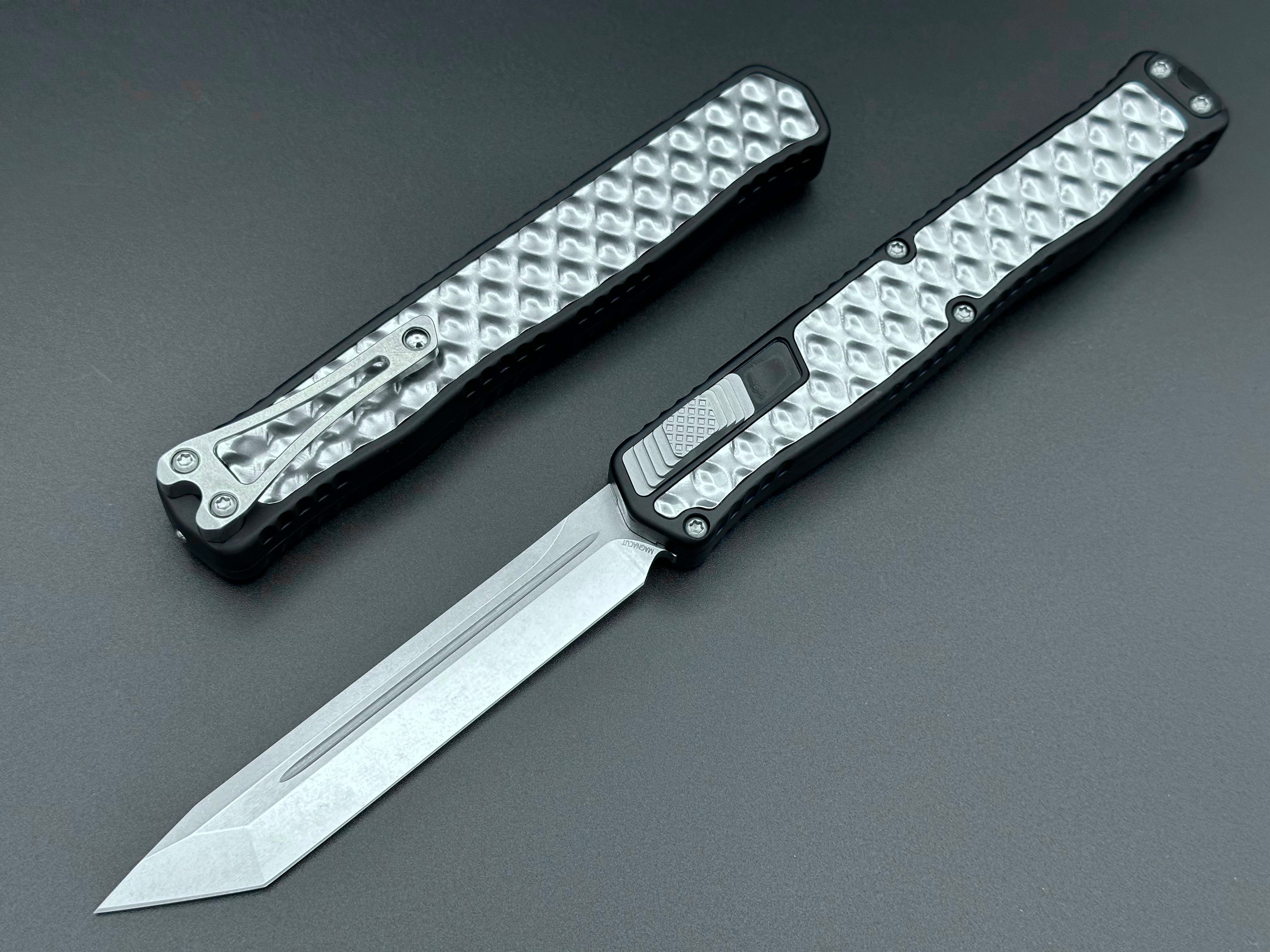 Heretic Knives Cleric II Tanto with stainless steel inlay - Tristar Edge