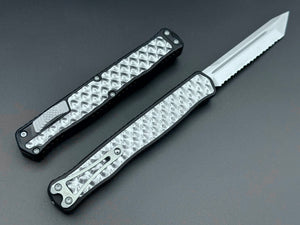 Heretic Knives Cleric II Tanto Full Serrated with stainless steel inlay - Tristar Edge