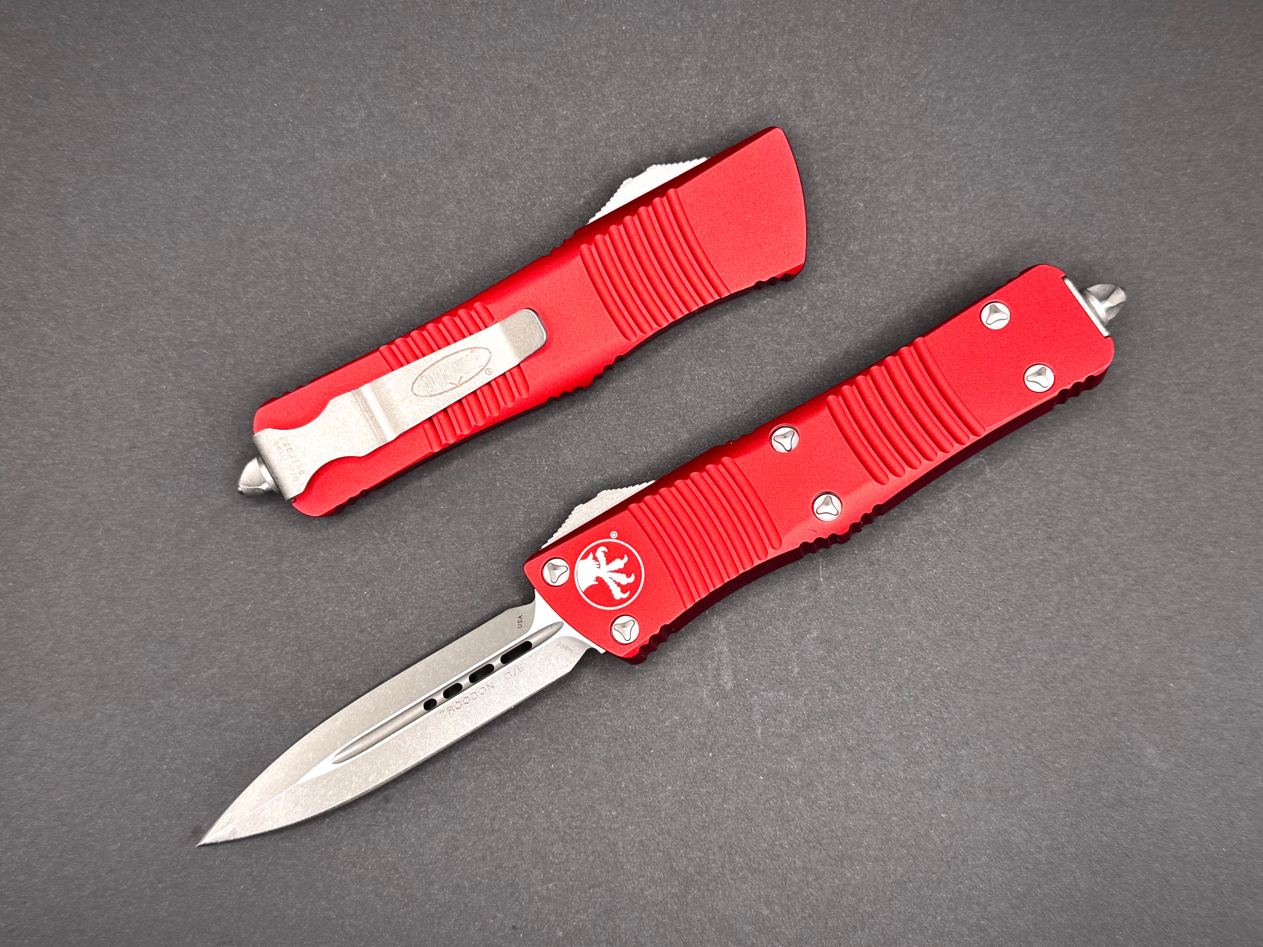 Troodon D/E RED Apocalyptic Standard 138-10 APRD - Tristar Edge