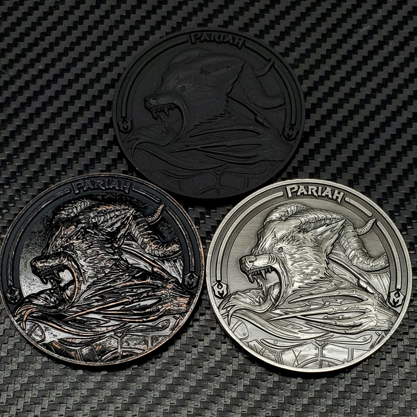 Heretic Knives Pariah Challenge Coins H997 - Tristar Edge