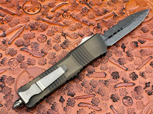 Microtech Combat Troodon Signature Series Double Edge Antique Bronze Damascus 142-16 BZABLPS - Tristar Edge