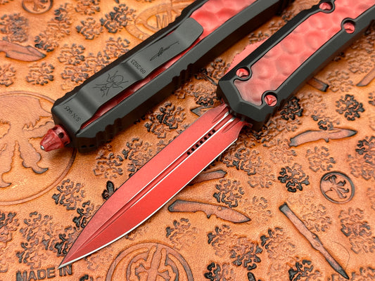 Microtech Knives Makora Double Edge Signature Series Weathered Red Bubble Inlay Nickel Boron Internals 206-1 BIWRDS - Tristar Edge