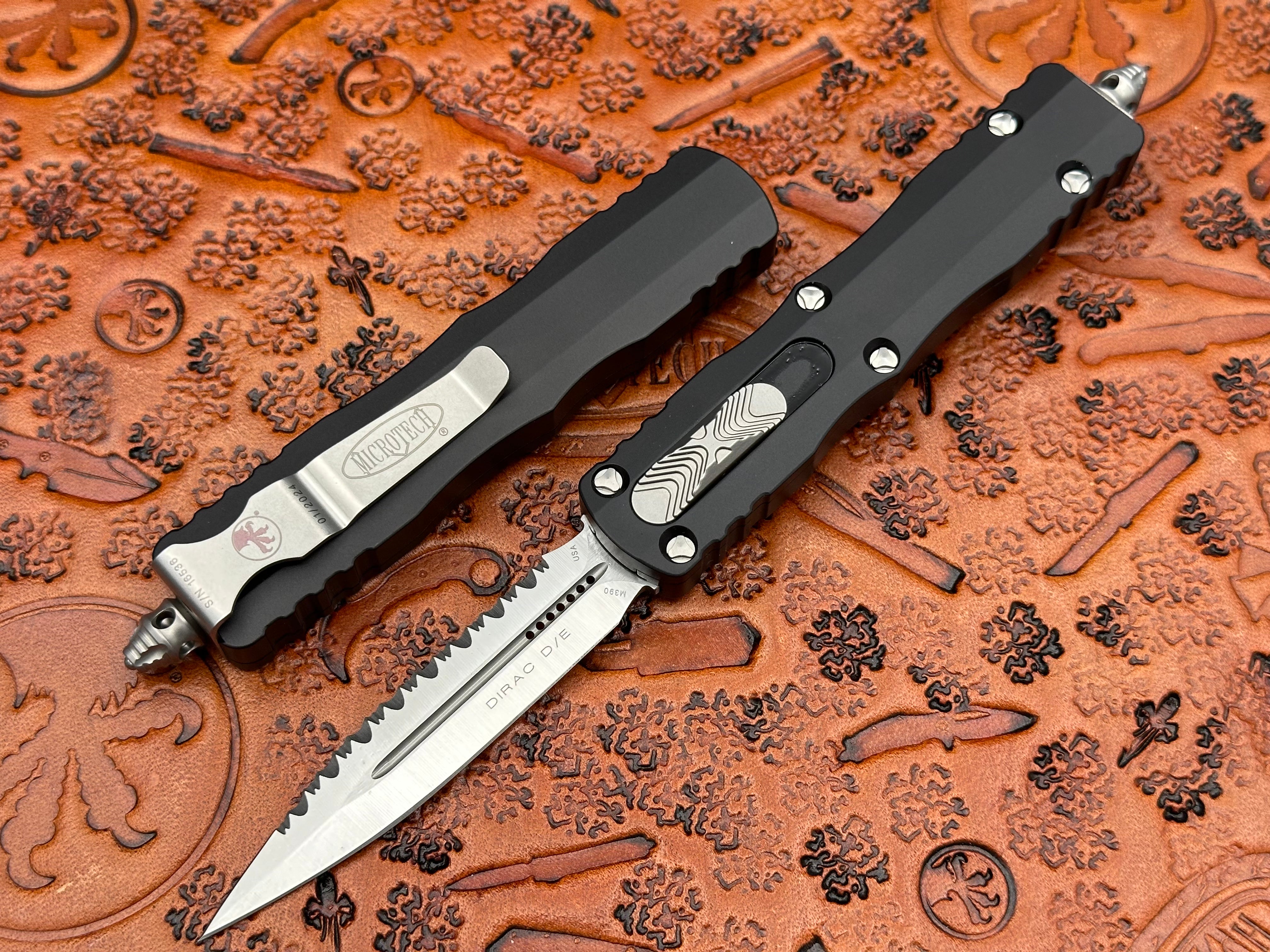 Microtech Dirac Double Edge Full Serrated Satin 225-6 - Tristar Edge