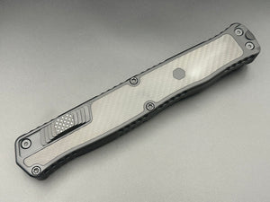 Heretic Knives Giant 2X Cleric 2 DLC Double Edge w/ Carbon Fiber Inlay - Tristar Edge