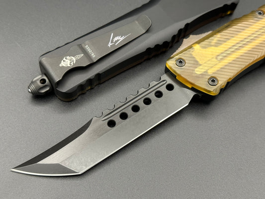 Microtech Knives Combat Troodon DLC Hellhound W/ Ultem Top And Button 219-1 DLCTULS - Tristar Edge