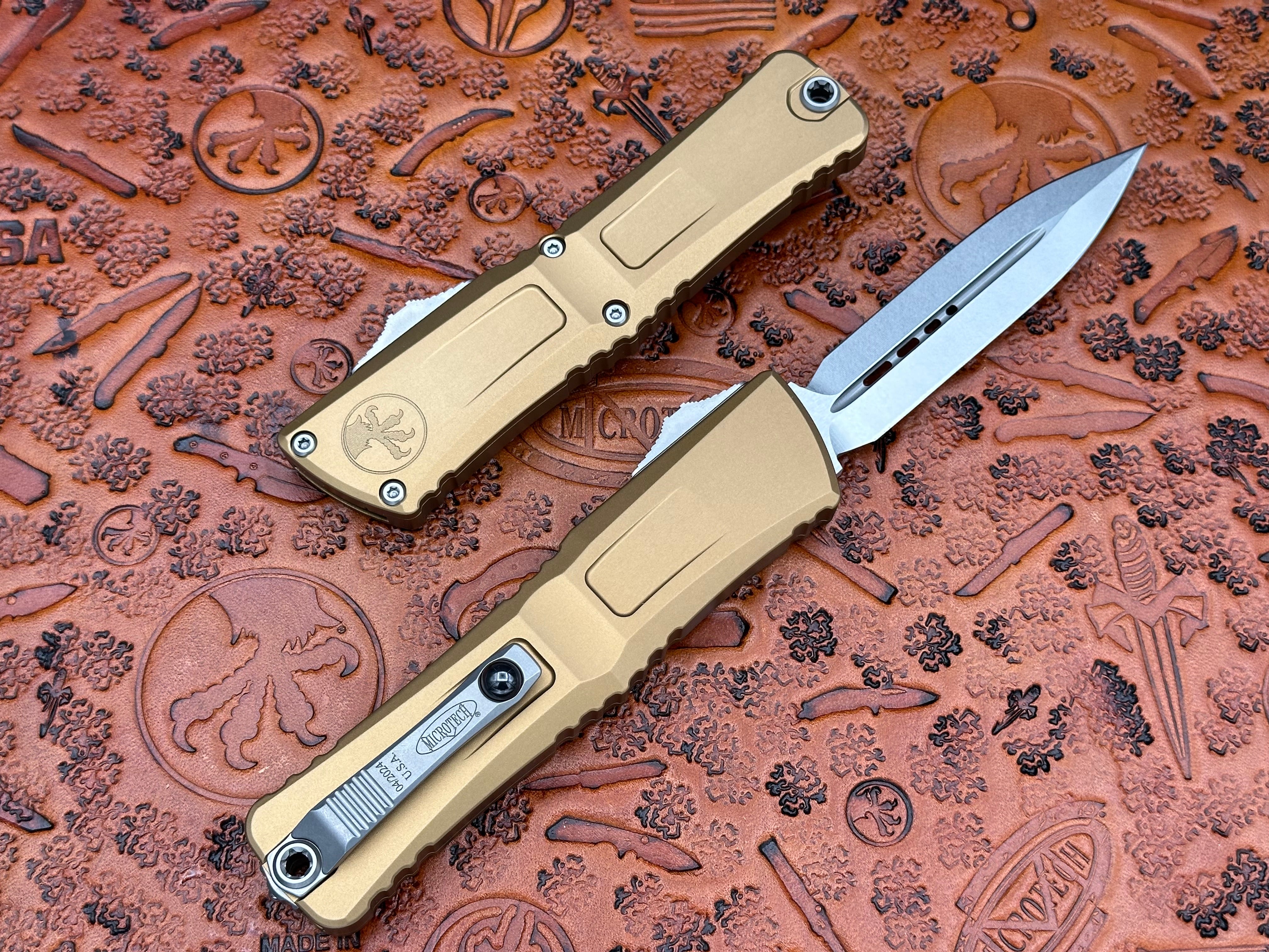 Microtech Combat Troodon Tan Gen III Double Edge Stonewash Standard 1142-10 TA - Tristar Edge