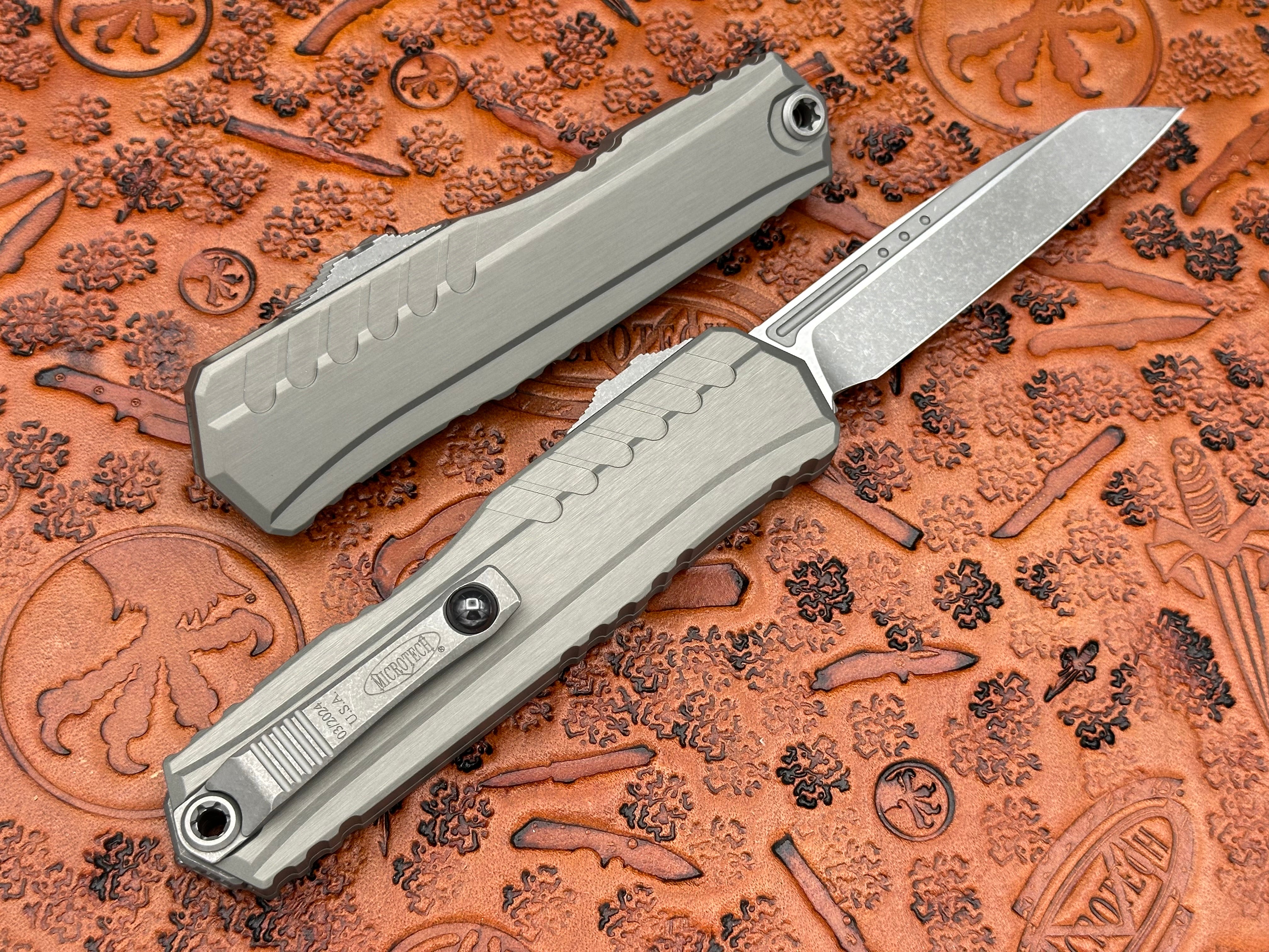 Microtech Cypher Gen II Wharncliffe Natural Clear Apocalyptic Standard 1241-10 APNC