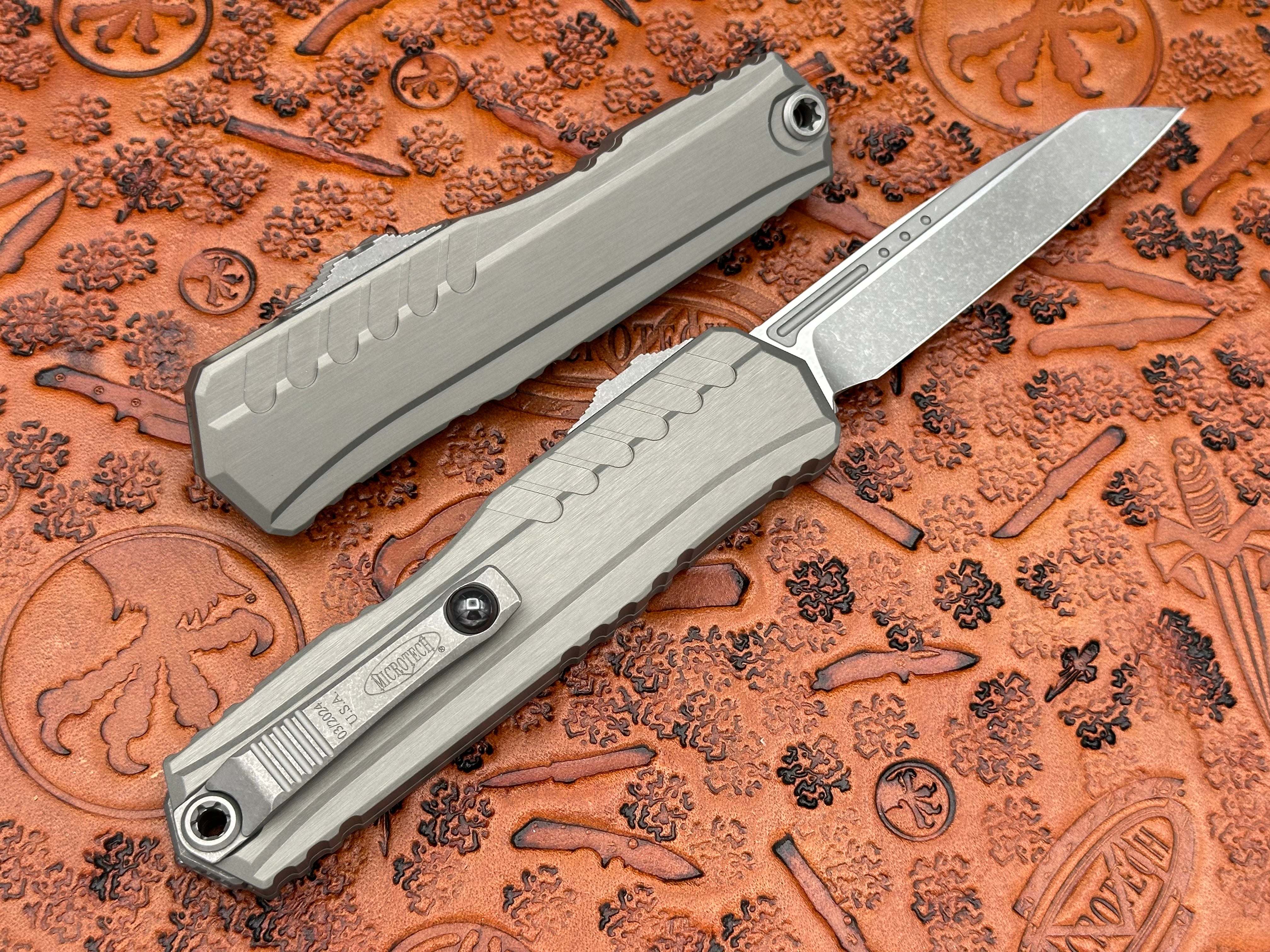 Microtech Cypher Gen II Wharncliffe Natural Clear Apocalyptic Standard 1241-10 APNC - Tristar Edge