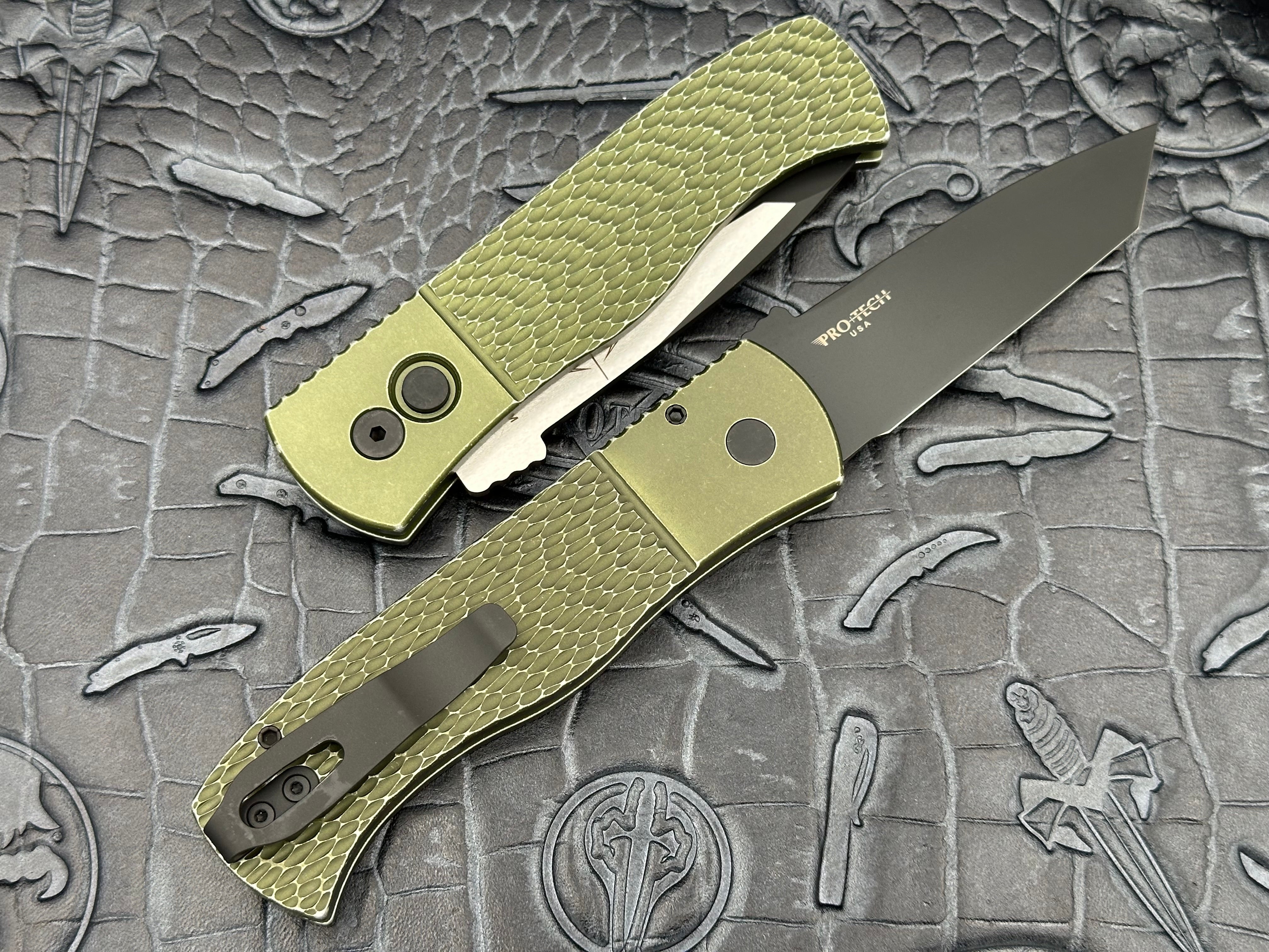 Pro-Tech Emerson CQC7 Auto Green "Battle Worn", 2-Tone DLC Black/Satin Tanto Blade - Tristar Edge