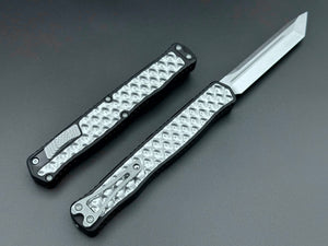 Heretic Knives Cleric II Tanto with stainless steel inlay - Tristar Edge