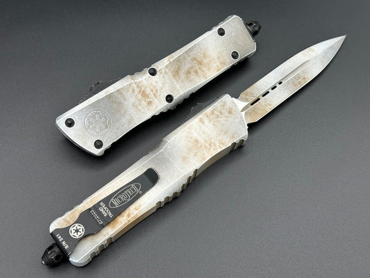 Microtech Knives Combat Troodon Double Edge Sandtrooper Deep Engraved Smooth Chassis 142S-1 SAD - Tristar Edge