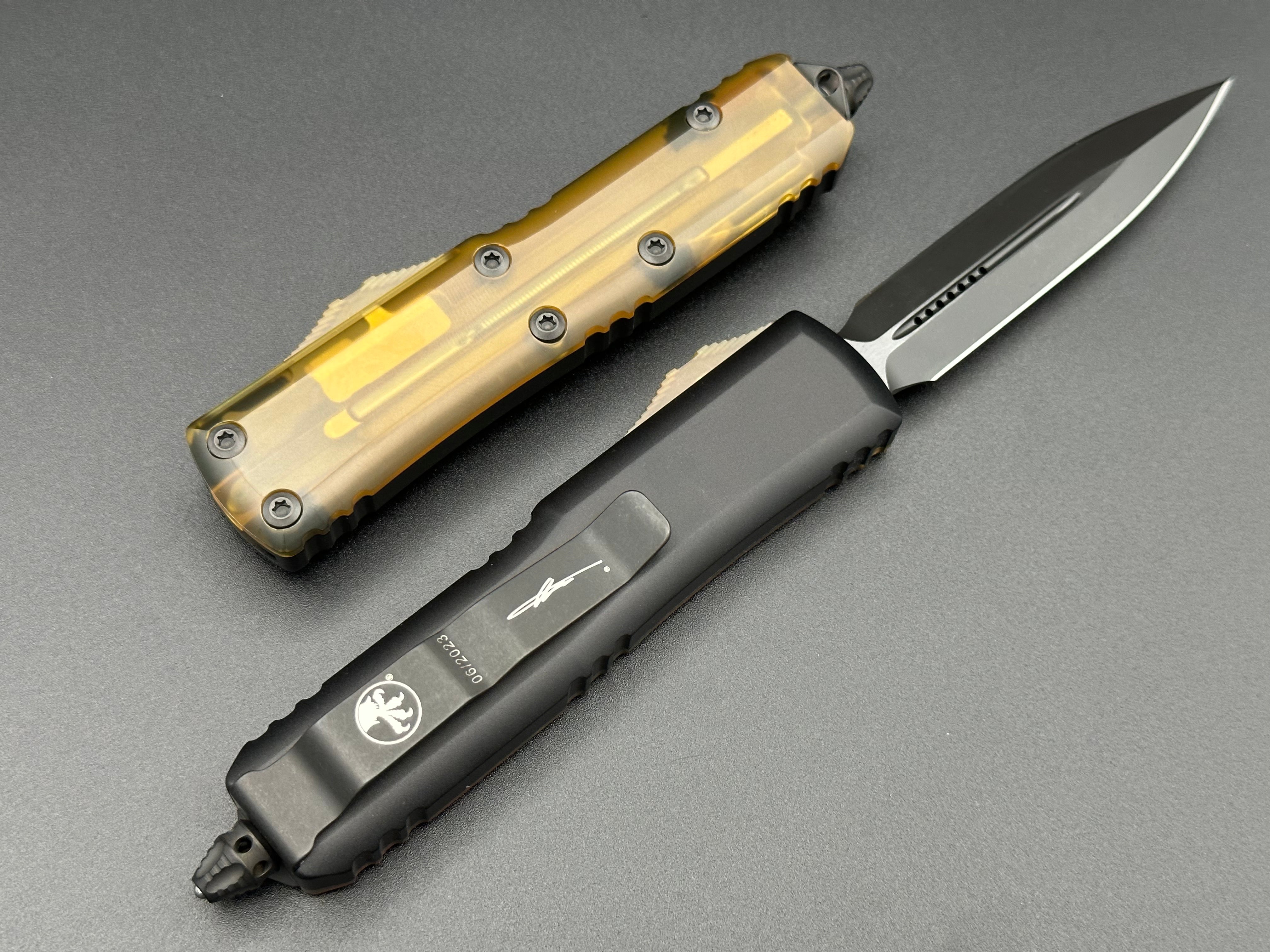 Microtech Knives UTX-85 CMP Magnacut DLC Double Edge Ultem Top And Button 232-1-1 DLCTULS - Tristar Edge