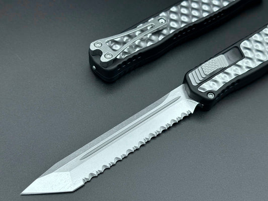 Heretic Knives Cleric II Tanto Full Serrated with stainless steel inlay - Tristar Edge