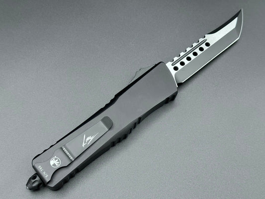 Microtech Knives Combat Troodon Hellhound Signature Series Smooth Chassis Tactical Standard 219S-1 TS - Tristar Edge