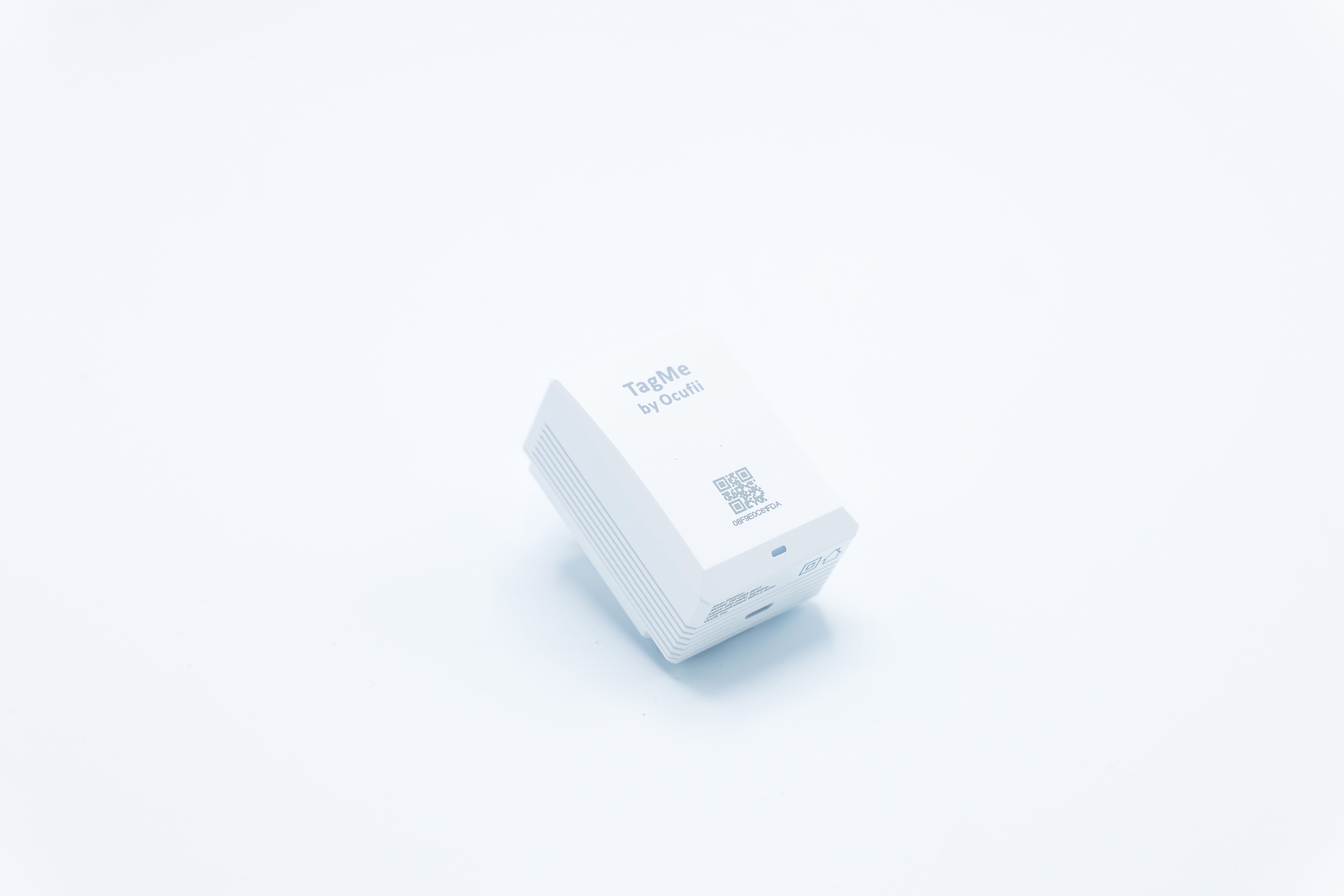 TagMe - Base Station & Stick-On Beacon Package - Tristar Edge
