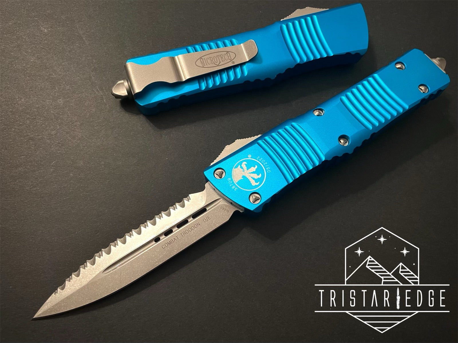 Combat Troodon Double Edge Stonewash Full Serrated Turquoise 142-12TQ - Tristar Edge